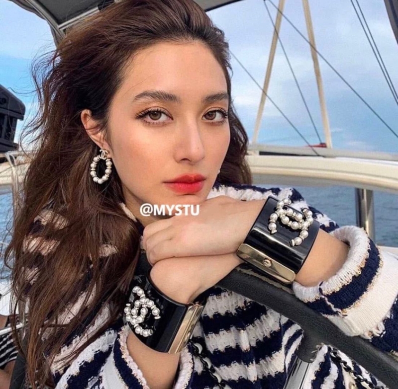 Ch**el earrings
